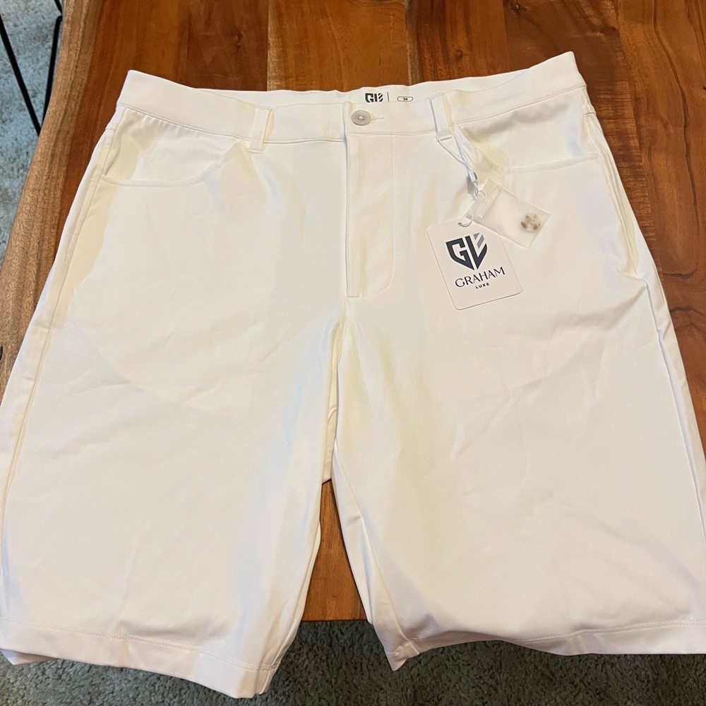 Graham Luxe golf shorts. Bright white. Size 34 nwt